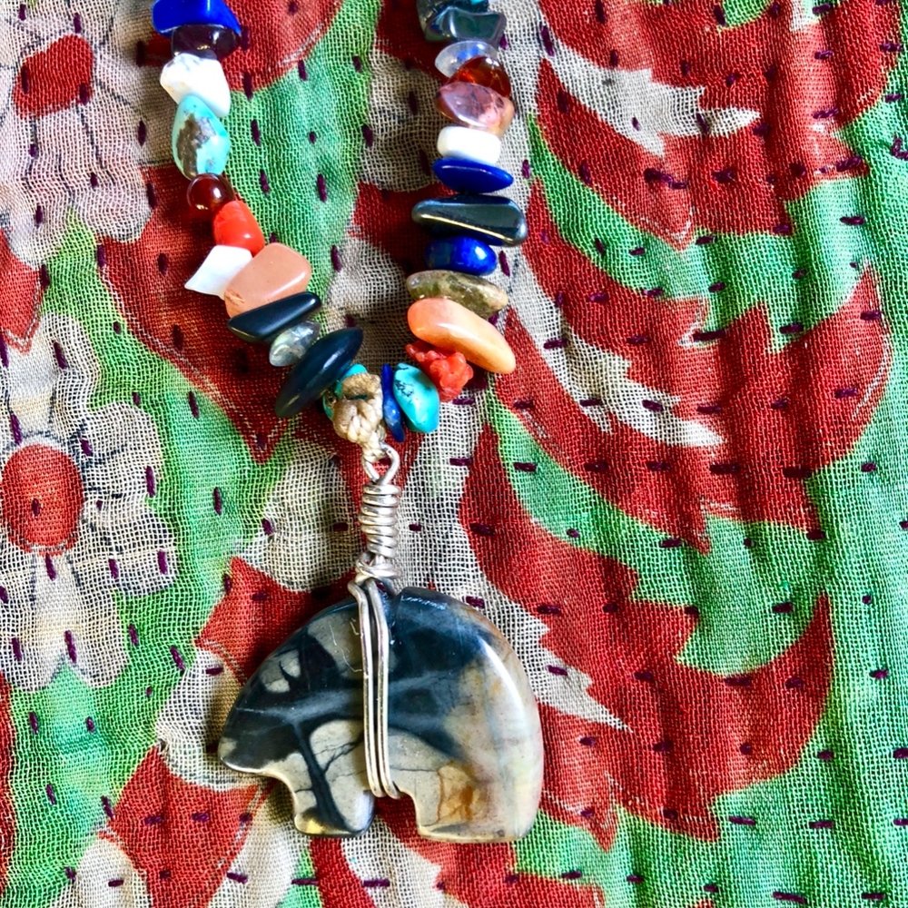 Southwestern Jasper Bear Pendant Necklace - Picture 6 of 8